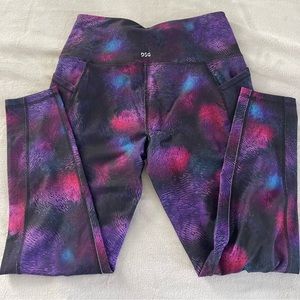 DSG multi colored workout capri leggings. Size M, in good condition.